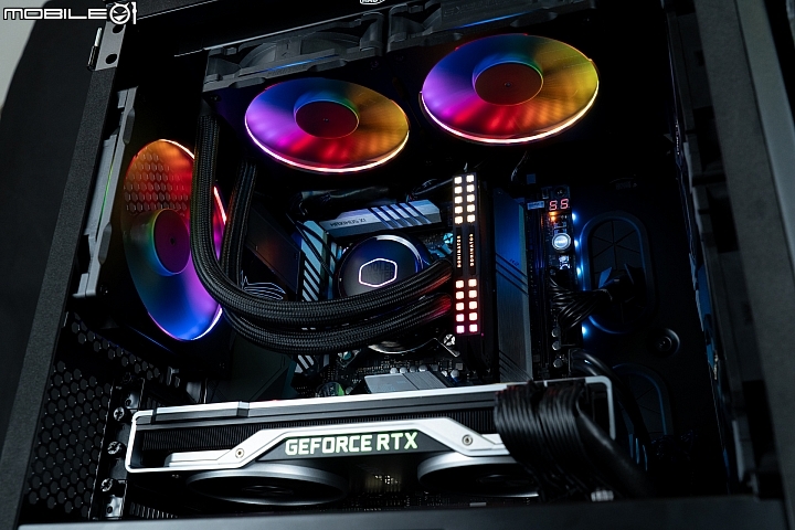 點我看大圖 穠纖合度的Evolv (? Phanteks Enthoo Evolv MATX