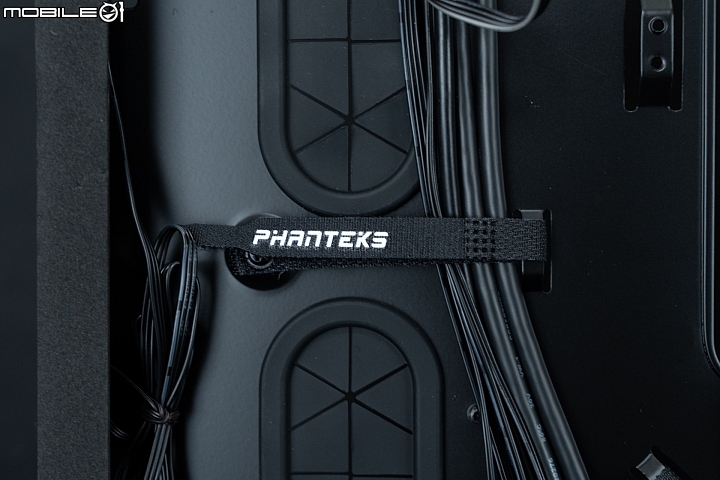 點我看大圖 穠纖合度的Evolv (? Phanteks Enthoo Evolv MATX