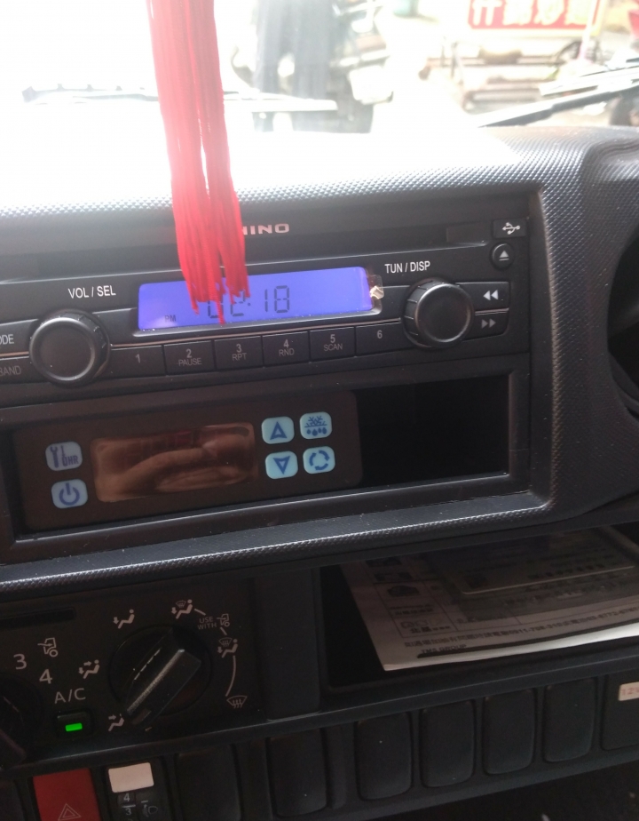 貨車怎麼聽手機音樂??