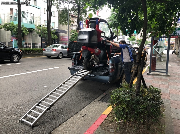 BMW C1 200修復全紀錄(圖多文長、含車輛介紹...)
