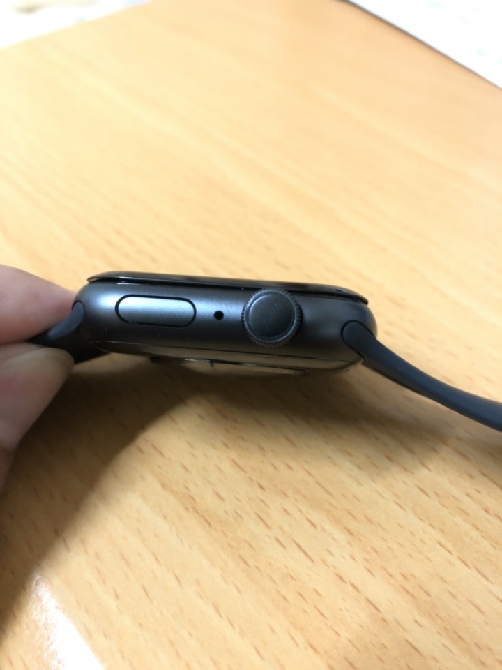 applw watch新手詢問錶冠問題