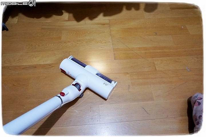 試用《PUPPY小狗電器T10 Home無線手持吸塵器》不管黑狗白狗,能讓全家人遠離塵蟎的,就是小狗