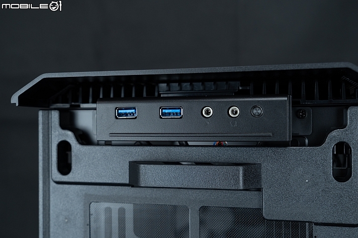 點我看大圖 穠纖合度的Evolv (? Phanteks Enthoo Evolv MATX