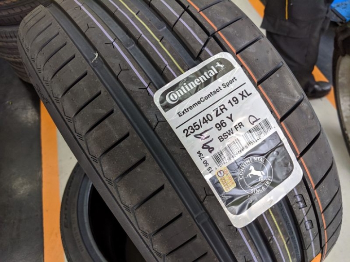 馬牌輪胎 ExtremeContact™ Sport 換胎心得分享(使用三周)