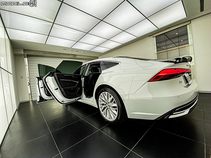 點我看大圖 【就是這個光】Audi A7 45TFSI Quattro 台北開箱
