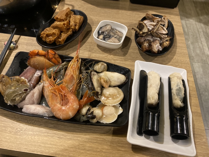 Apple iPhone 11 Pro Max 拍攝 - 林口 銅 麻辣火鍋