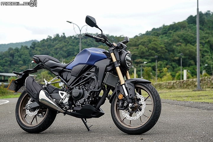 2019 HONDA CB300R 試駕 極輕量運動街跑誕生