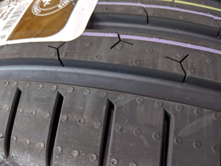 馬牌輪胎 ExtremeContact™ Sport 換胎心得分享(使用三周)