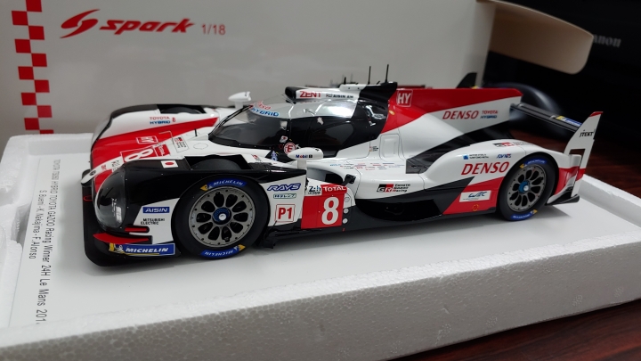 [開箱]1/18 SPARK Toyota TS050 2018
