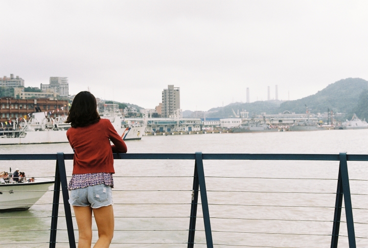 [Canon EOS 300]黑輪知性之旅[Kodak 200][50mm]