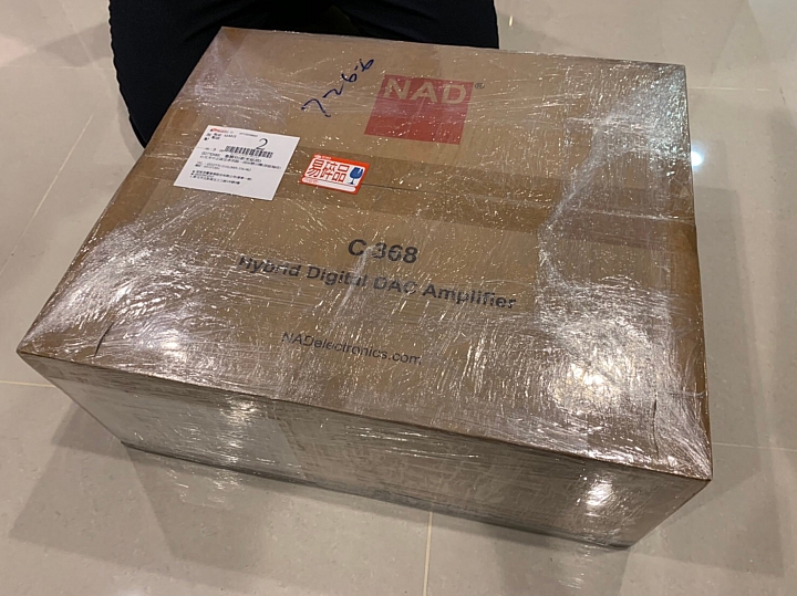 點我看大圖 《開箱》當台語經典遇上現代串流- NAD C556 唱盤+ NAD C368 BluOS 串流綜擴+Opera Prima書架喇叭