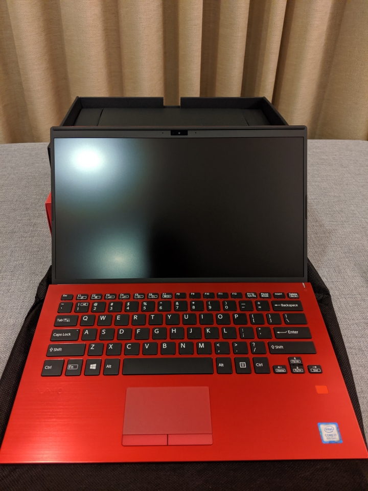 VAIO 豔紅重出江湖