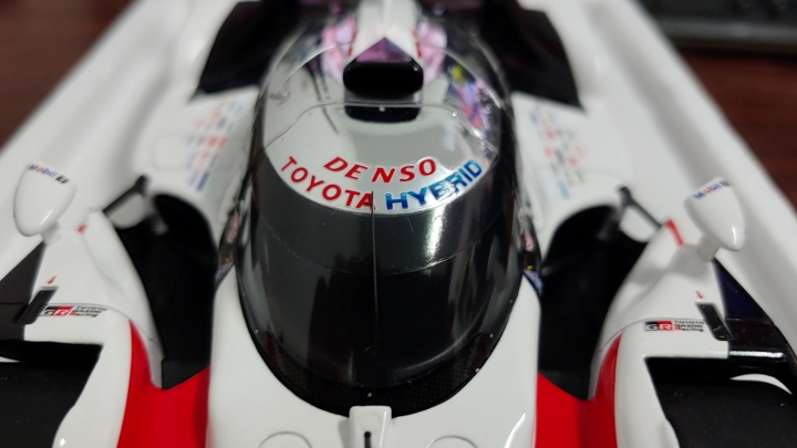 [開箱]1/18 SPARK Toyota TS050 2018