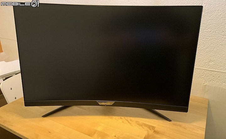 技嘉撿到槍 AORUS CV27Q HBR3 新機 2K-165 曲面電競螢幕新開箱