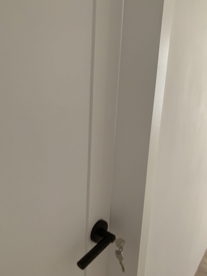 房門漏光
