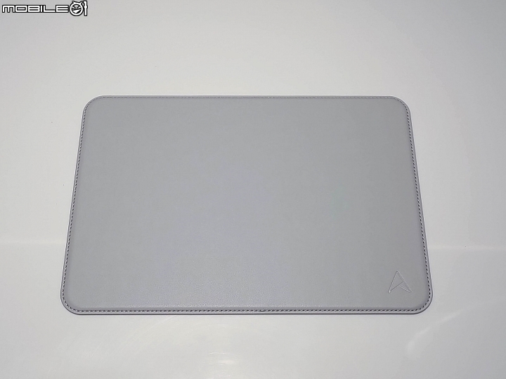 ZenBook Edition 30 白色高質感皮革精品筆電開箱
