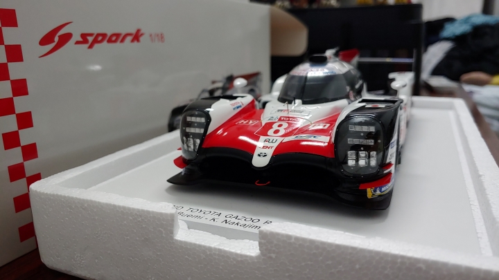 [開箱]1/18 SPARK Toyota TS050 2018
