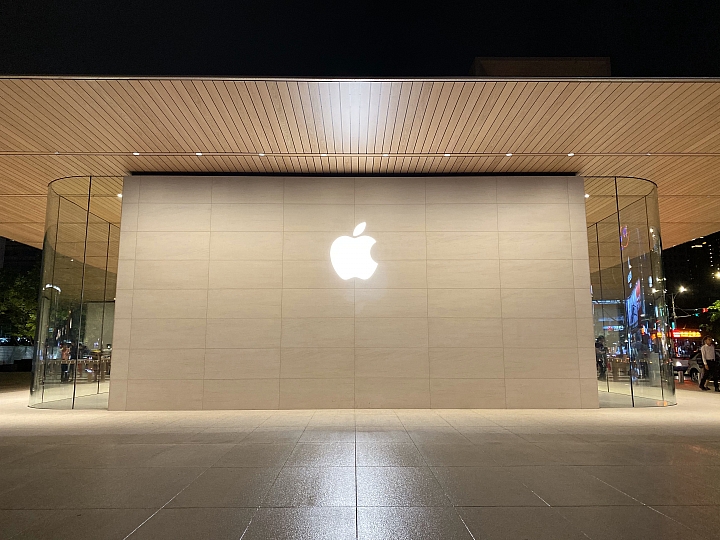 iPhone 11 Pro夜間試拍：更好的夜拍，都是一按即成（也跟Note10+比對一下）