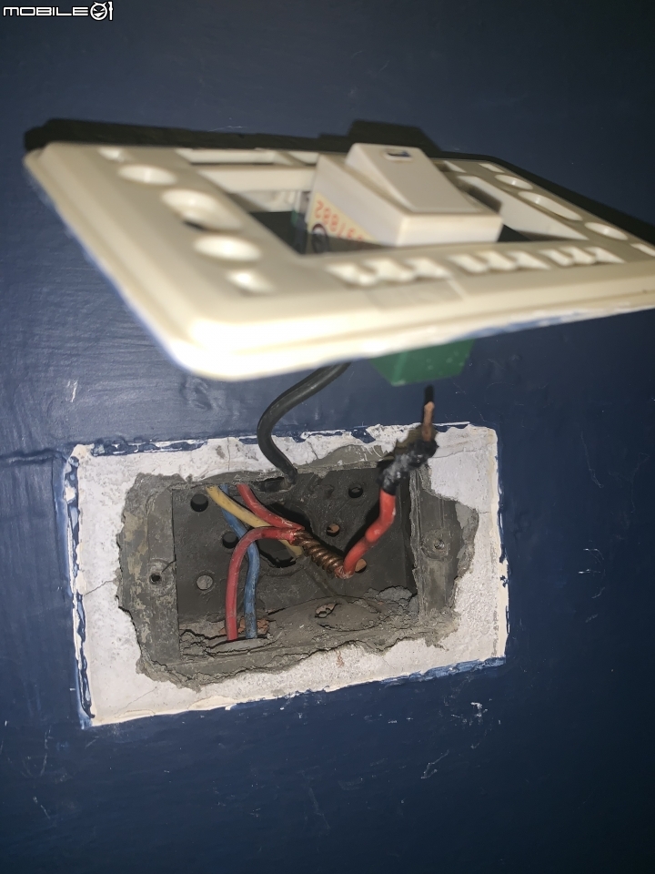 ［問題］電燈開關三條火線綁在一起