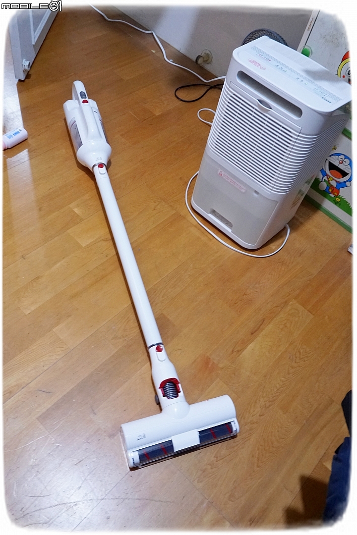 試用《PUPPY小狗電器T10 Home無線手持吸塵器》不管黑狗白狗,能讓全家人遠離塵蟎的,就是小狗