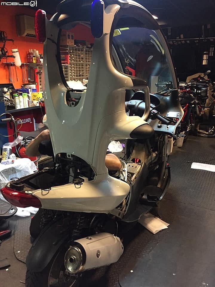 BMW C1 200修復全紀錄(圖多文長、含車輛介紹...)