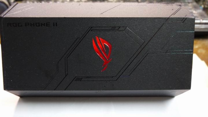 ASUS ROG Phone 2開箱簡測