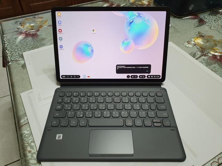 Samsung Galaxy Tab S6 霧岩灰 多圖開箱 內有與I pad pro 10.5簡單比對 無筆電大挑戰！《Samsung Galaxy Tab S6》讓你行動辦公好方便