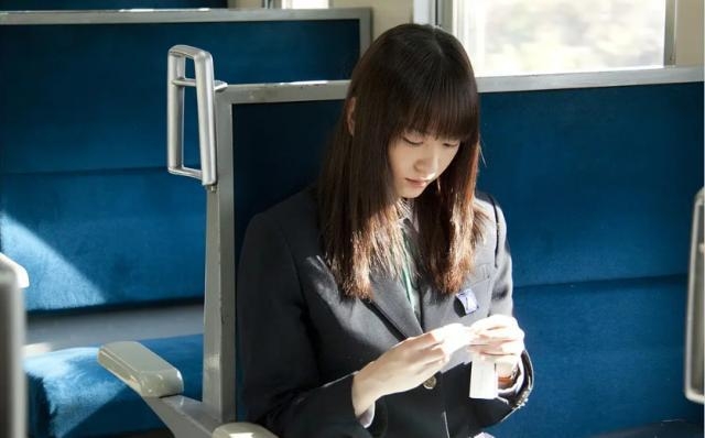 歐陽娜娜和新坦結衣，哪一個比較漂亮?