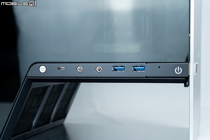 點我看大圖 時尚典雅、絲絲入扣 INWIN 905 開箱