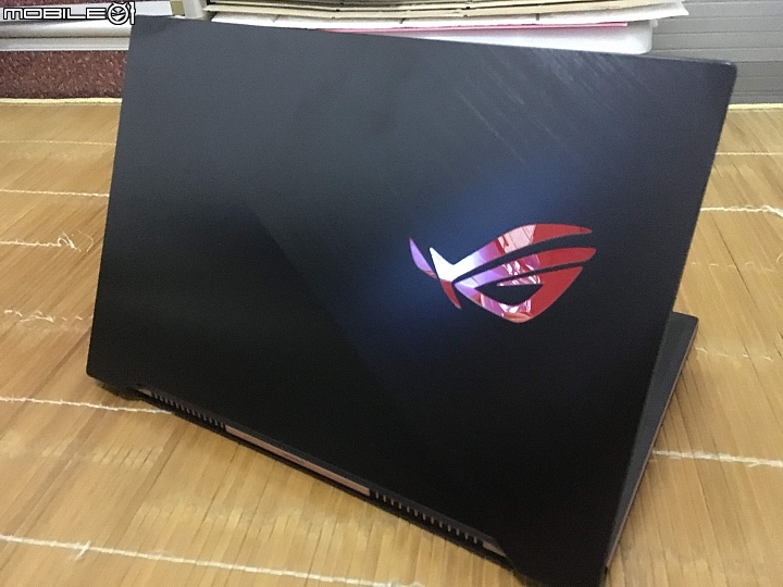 點我看大圖 終於到我家:西風之神 GX701GWR 入手心得