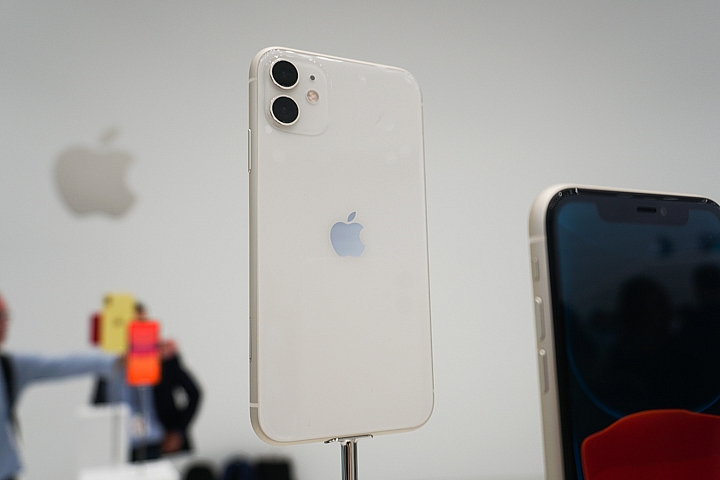 Apple iPhone 11 Pro 動手玩！三鏡頭何止超廣角如此簡單