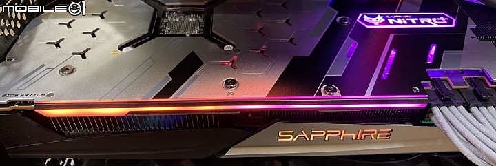 帥氣 ARGB 三風扇 SAPPHIRE Nitro+ RX 5700XT 8G 新品開箱