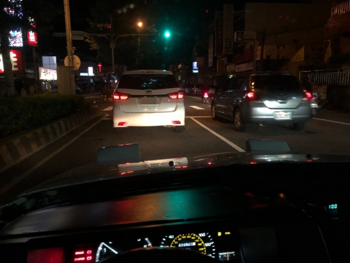 經典 AE86 老車~來企貼隔熱紙了...全車T2-30
