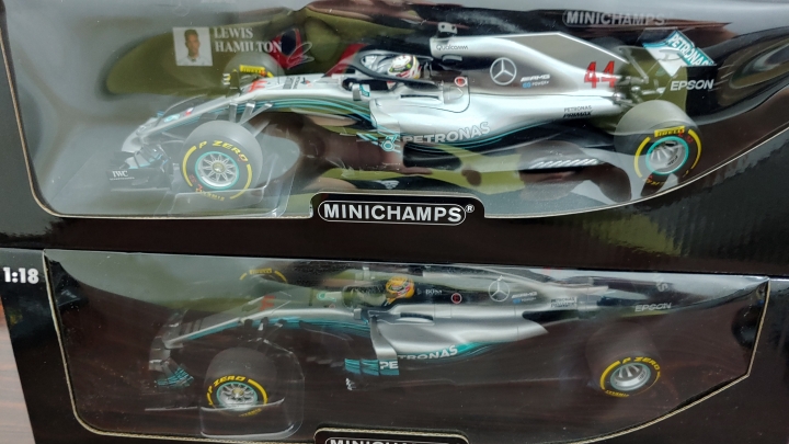 [開箱]MINICHAMPS 1/18 MERCEDES  W09   L.HAMILTON
