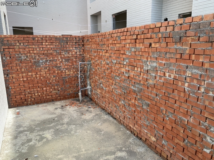 請教非承重磚牆施工品質