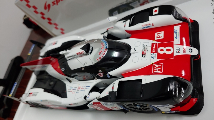 [開箱]1/18 SPARK Toyota TS050 2018