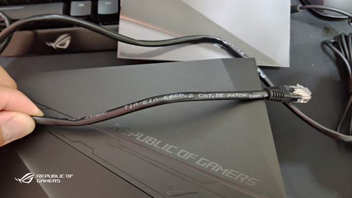 ROG GT-AC2900專業遊戲路由器（簡單開箱）