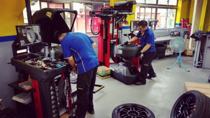 全方位再進化!Goodyear 頂級全天候街胎F1A5 BRZ乾濕地測試心得分享