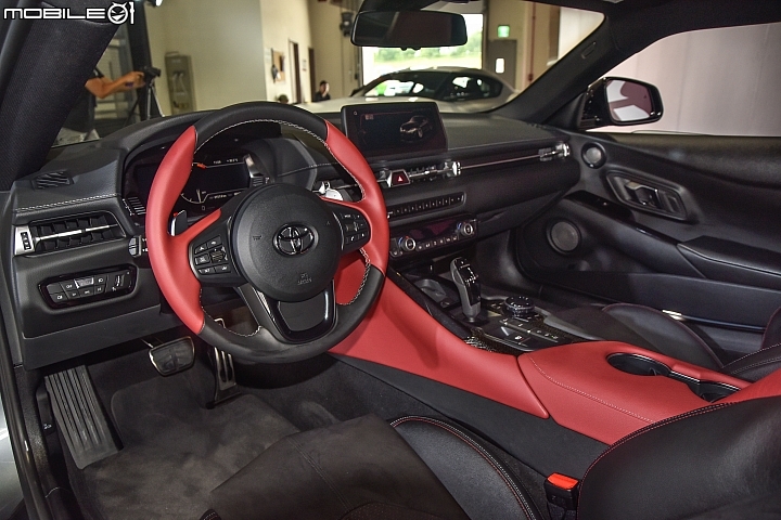 Toyota GR Supra 麗寶賽道試駕 不負經典美名 成就更高駕馭樂趣!