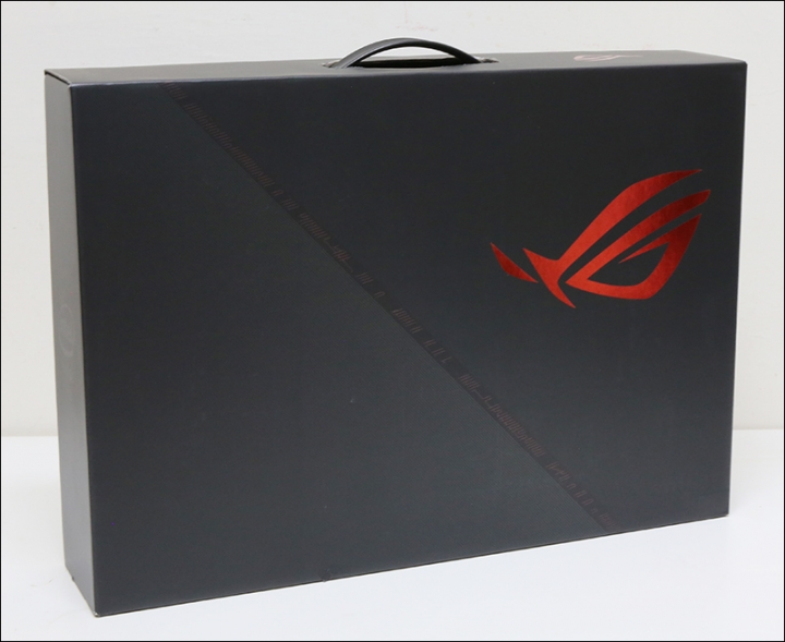 點我看大圖 突破兩公斤門檻:輕薄電競筆電ROG GU502