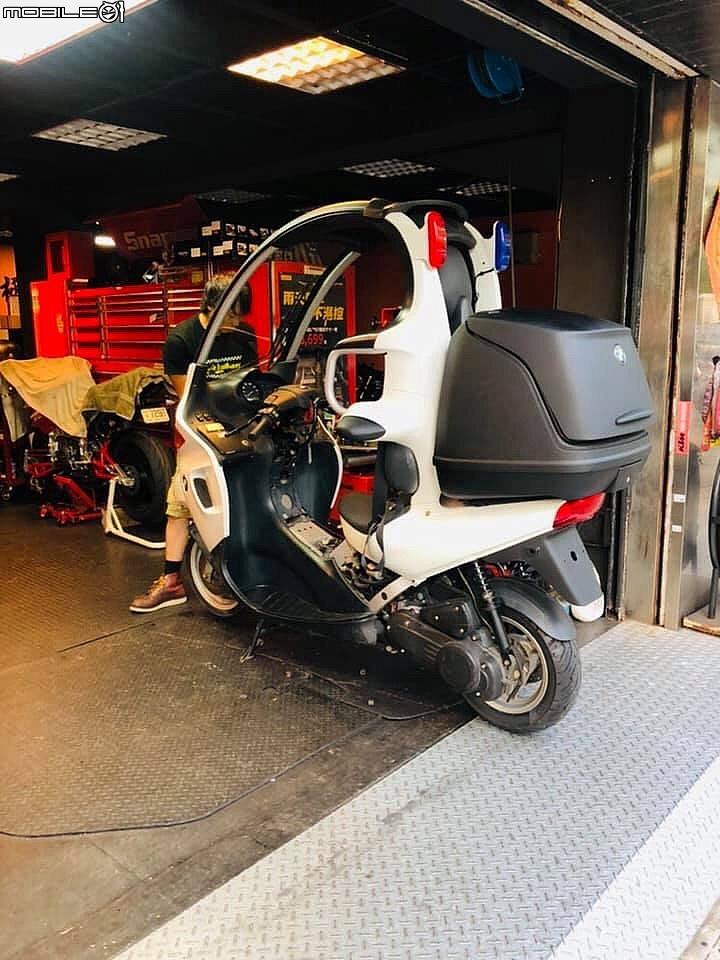 BMW C1 200修復全紀錄(圖多文長、含車輛介紹...)