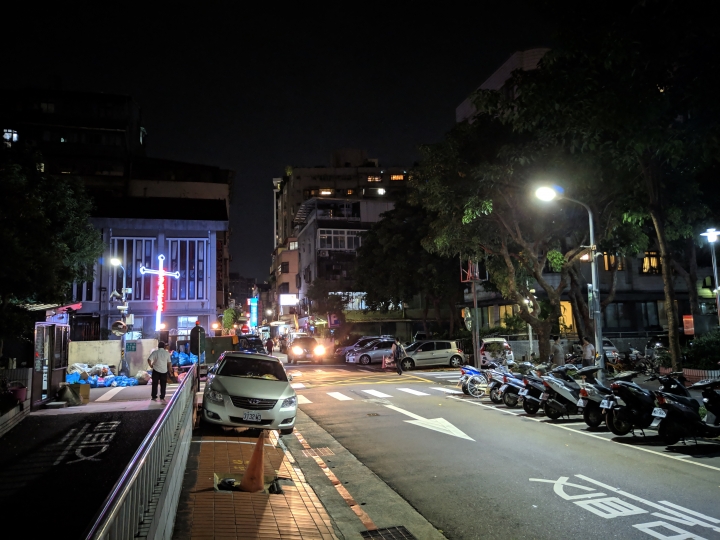 realme 3 pro使用兩個月心得(含GCAM測試)