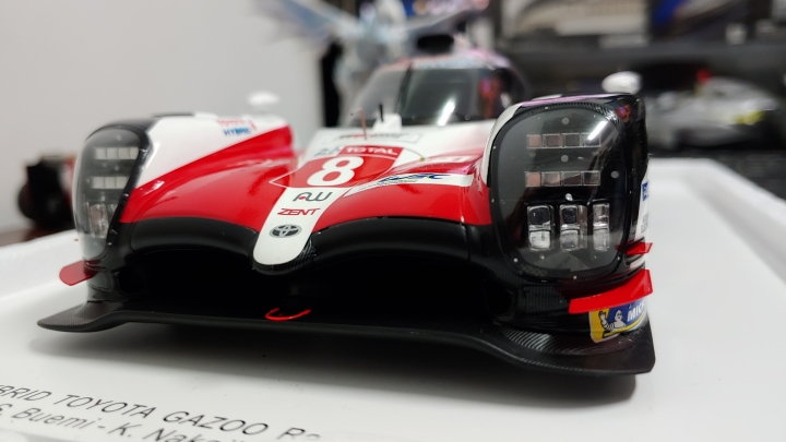 [開箱]1/18 SPARK Toyota TS050 2018