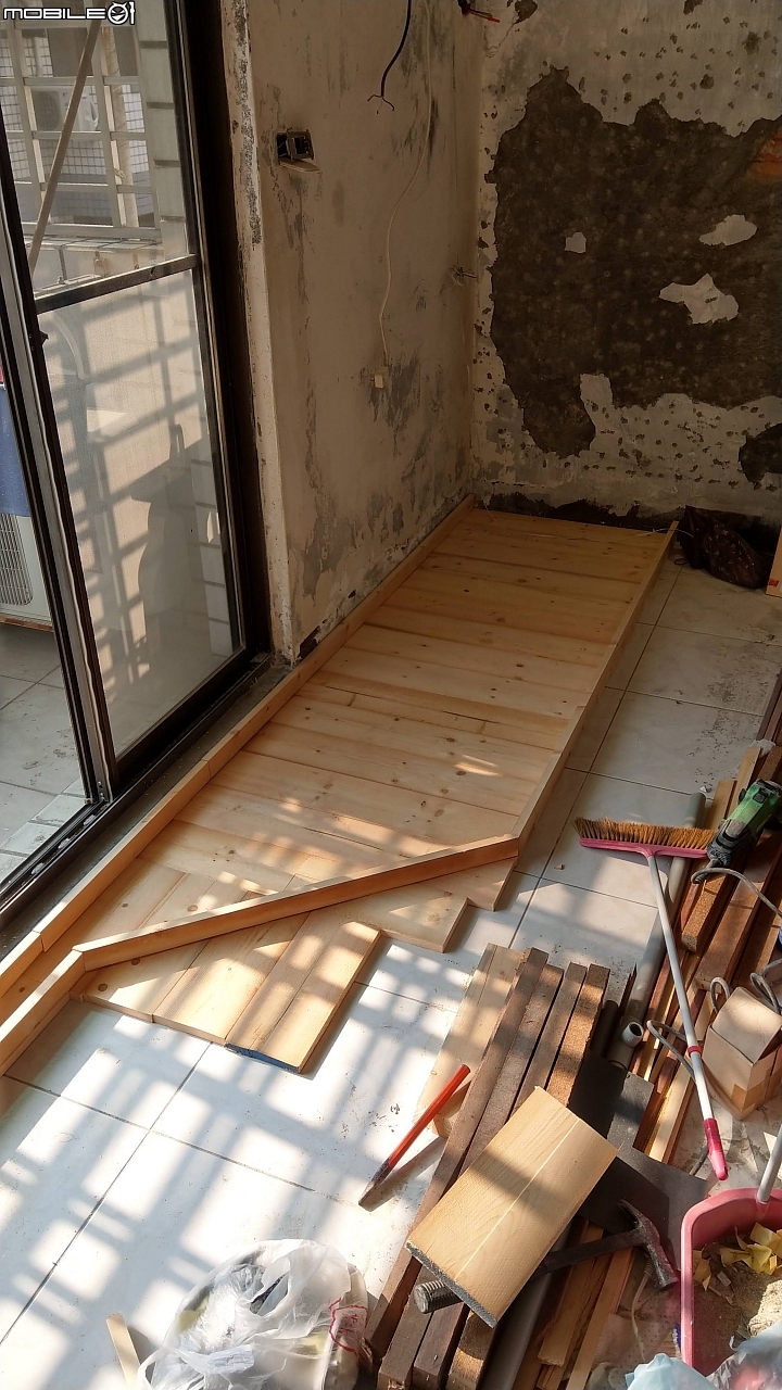【DIY】北歐輕工業風 臥室 輕裝潢改造(圖多)