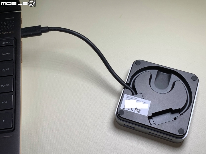 [開箱測試] 時尚且更加實用的 OWC USB-C Travel Dock with Cable Storage 線材可收納旅行用轉接器