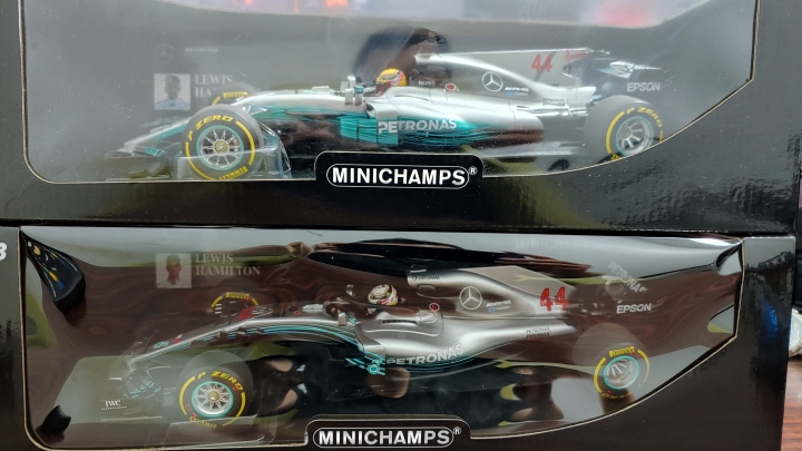[開箱]MINICHAMPS 1/18 MERCEDES  W09   L.HAMILTON