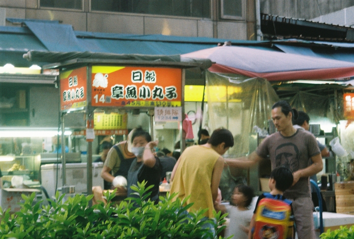 [Rollei Prego 90]帶著相機遊台北[Kodak 200]