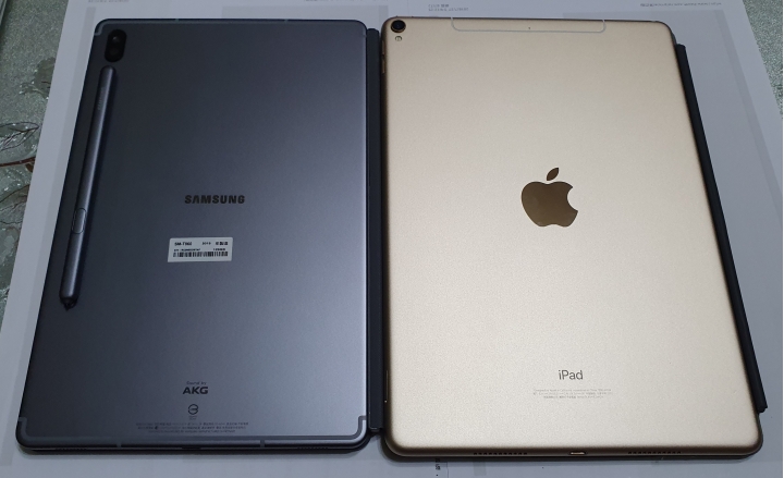 Samsung Galaxy Tab S6 霧岩灰 多圖開箱 內有與I pad pro 10.5簡單比對 無筆電大挑戰！《Samsung Galaxy Tab S6》讓你行動辦公好方便