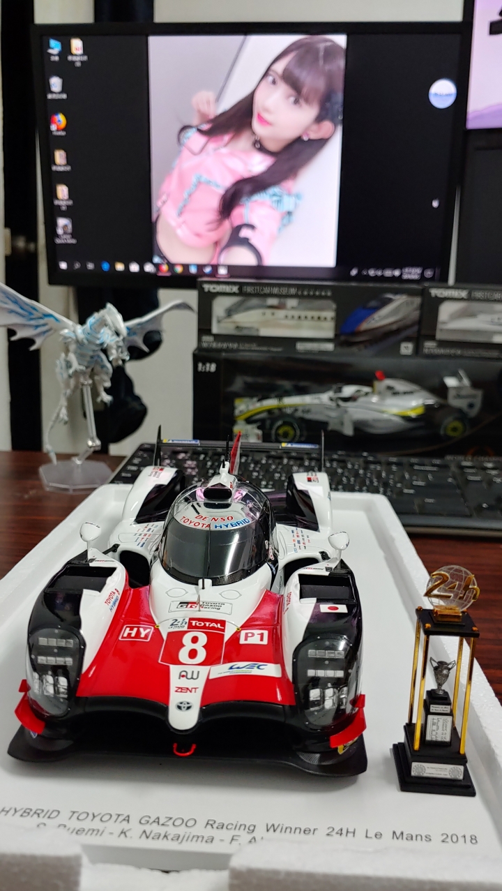 [開箱]1/18 SPARK Toyota TS050 2018