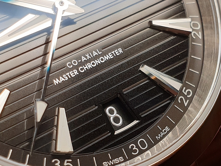 點我看大圖 【開箱】omega seamaster aqua terra 41mm 簡易開箱(2019/09/09新增近照)